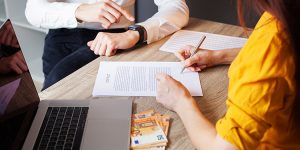 Soborno a una funcionaria